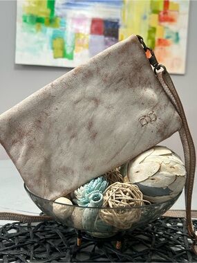 RARE Bed Stu Nectar Lux Cream & Light Brown Marble Crossbody Wristlet Clutch